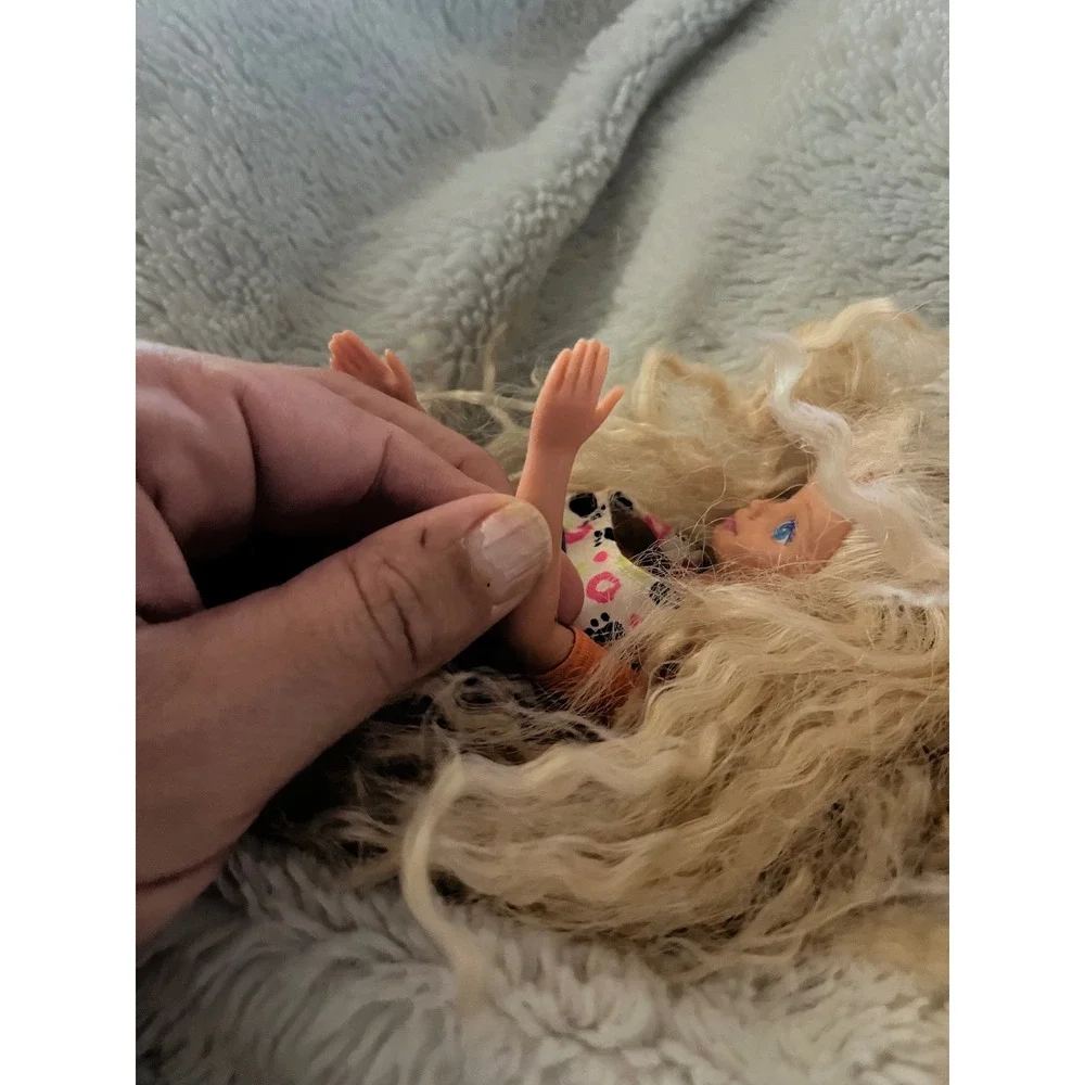 Vintage 90s Mattel‎ Barbie Doll Blonde Crimped Hair Cat Print Dress Pink Skirt